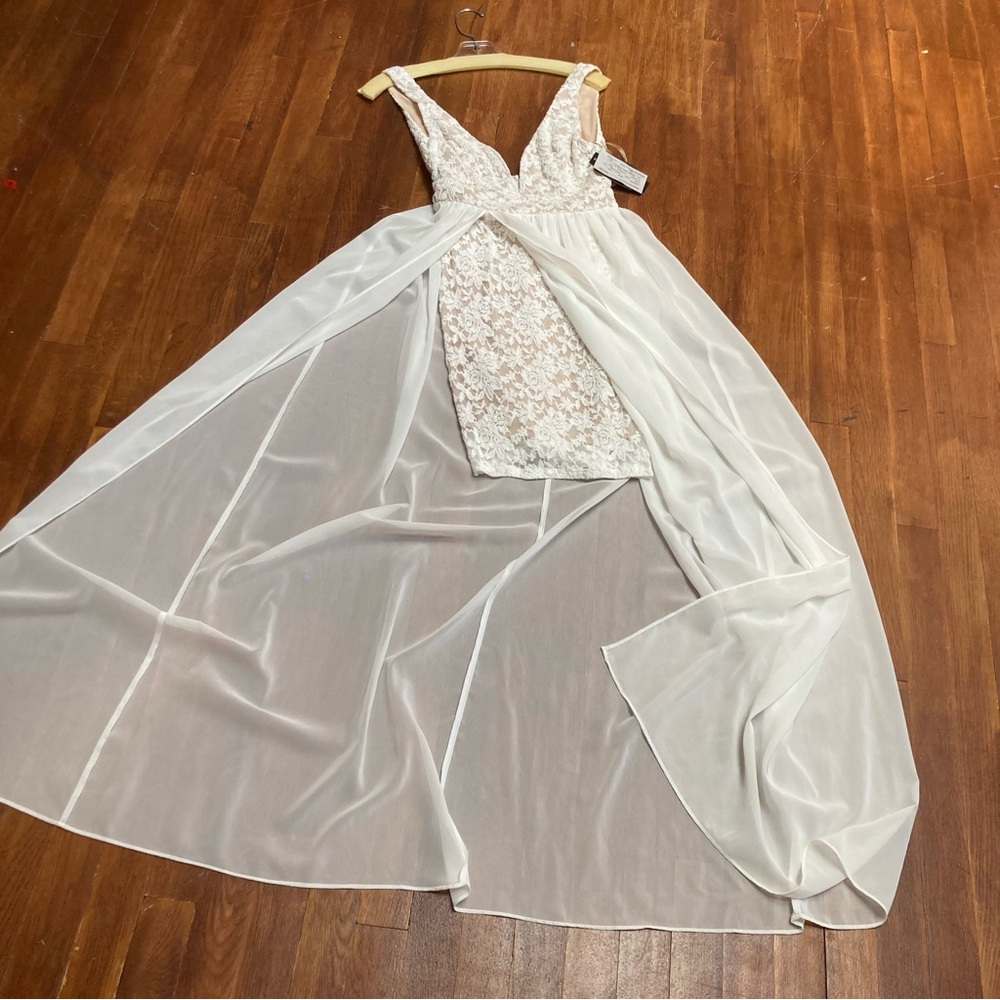 Lulu high low lace whimsical fairycore ethereal flowing maxi dress gown